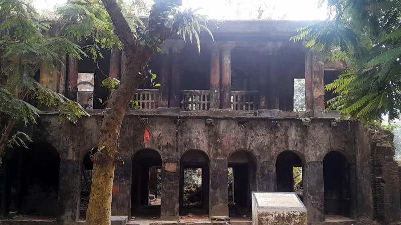ইতিহাসের নির্মম উপেক্ষায় ধ্বংসের মুখে আচার্য প্রফুল্ল চন্দ্র রায়ের জন্মভিটা