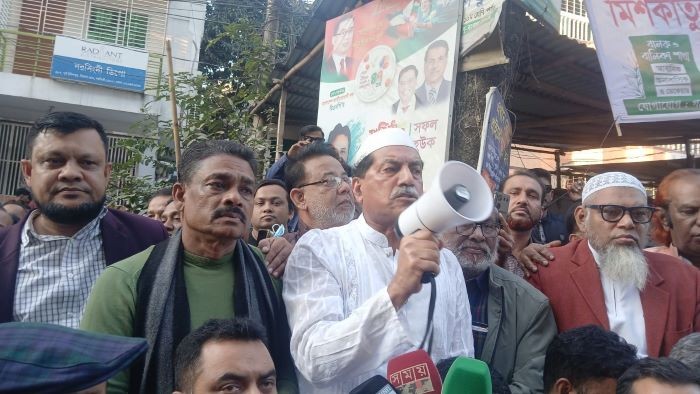 পার্শবর্তী দেশের উস্কানীতে আওয়ামীলীগের দালালরা নির্বাচন পন্ড করা চেষ্টা চালাচ্ছে: খায়রুল কবির খোকন