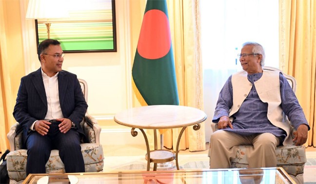প্রধান উপদেষ্টার সঙ্গে বিএনপি চেয়ারম্যানের বৈঠকে রাজনৈতিক এজেন্ডা নেই: আইন উপদেষ্টা