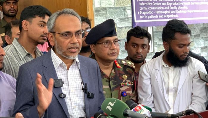 রামেকে চাপ বাড়াচ্ছে হাম: টিকা সরবরাহে বিলম্বকে দায়ী করলেন ডা. রফিকুল ইসলাম