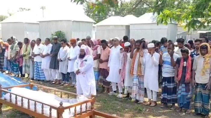 ইসরায়েলি হামলায় নিহত প্রবাসী দিপালীর দাফন সম্পন্ন, কান্নায় ভারী চরভদ্রাসন