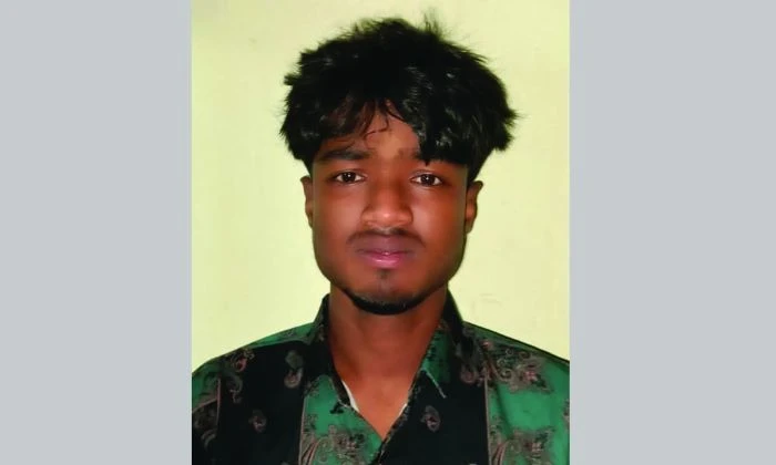 রাজশাহীতে স্কুলছাত্রীকে ছুরিকাঘাত, আড়াই ঘণ্টার মধ্যে অভিযুক্ত গ্রেফতার